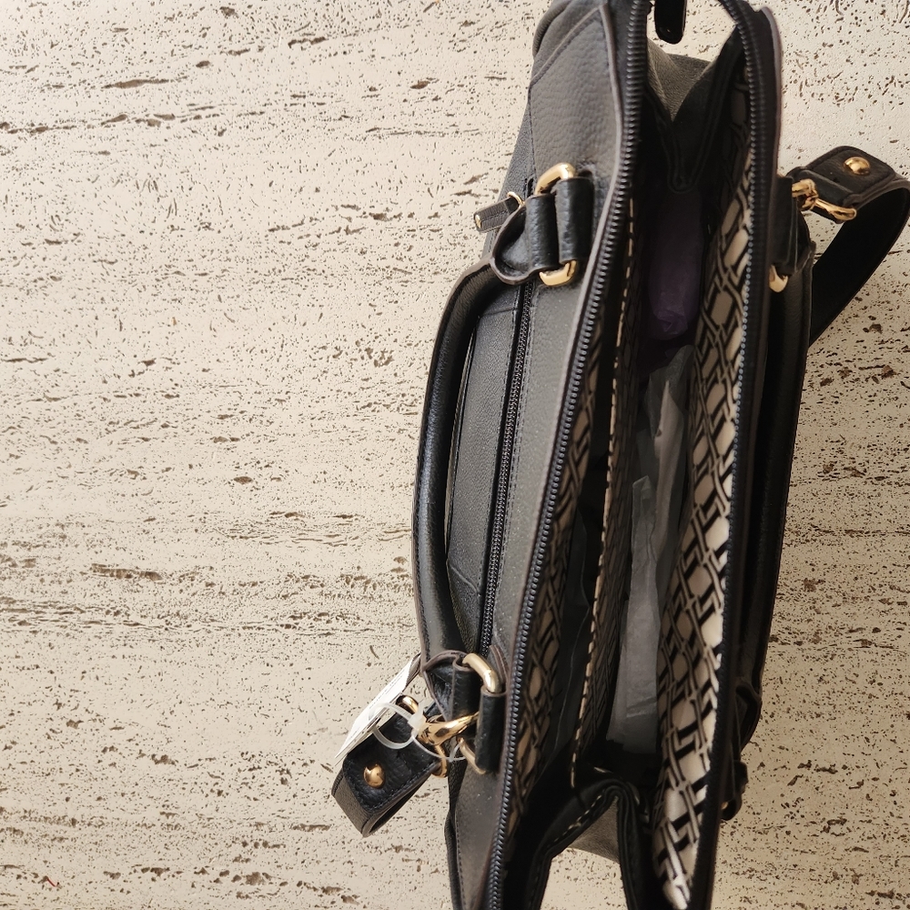Purse - Picture 3 of 4